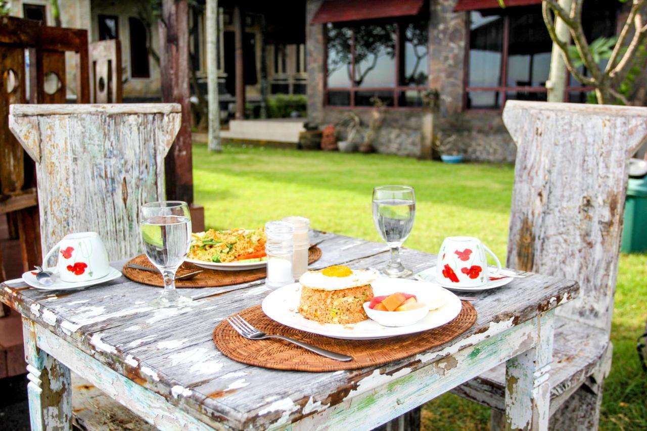 Temple Cafe & Cottages チャンディダサ エクステリア 写真