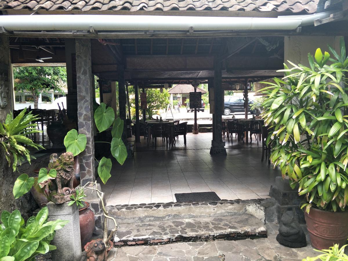 Temple Cafe & Cottages チャンディダサ エクステリア 写真